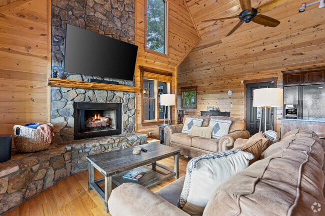 Building Photo - 202 Oak Ledge Rd Rental