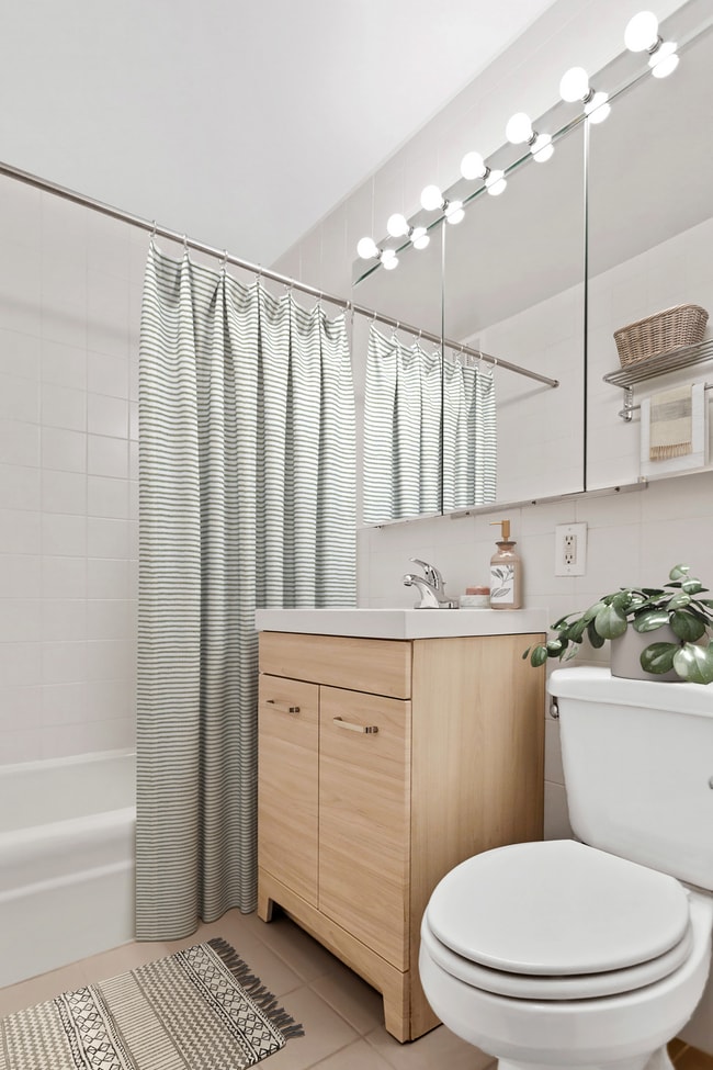 Photo - Kips Bay Court