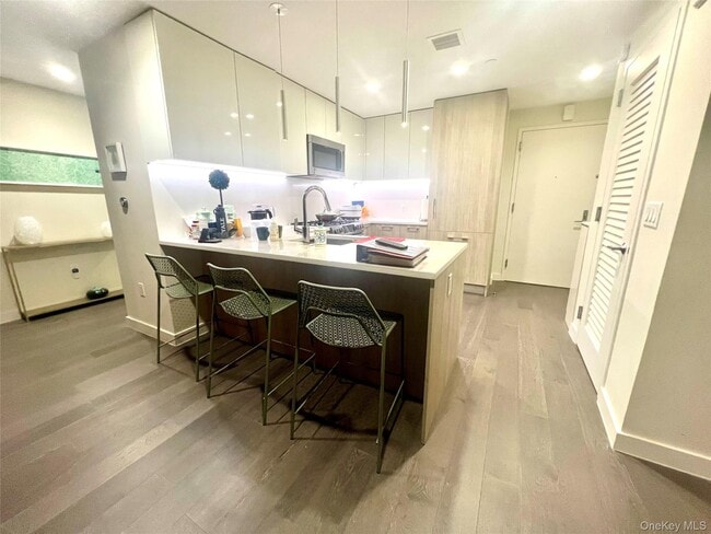 Photo - 131-03-131-40 40th Rd Unit 8J