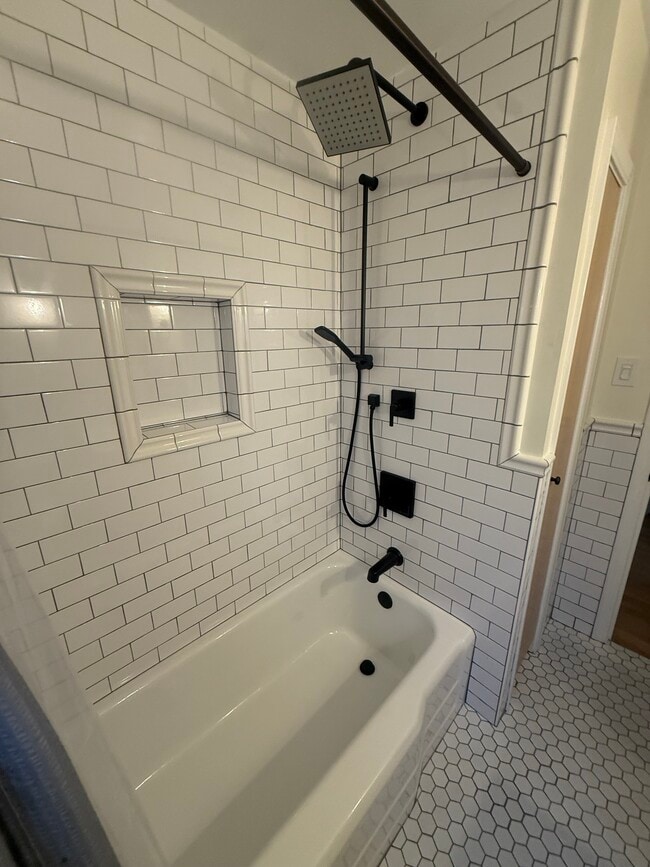 Photo - 835 NW 59th St