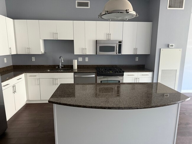 Photo - 401 N 2nd St Unidad 219