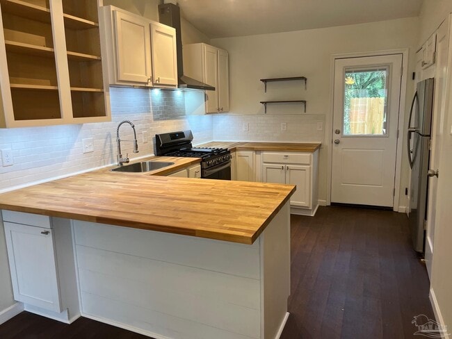 Photo - 5940 Mona Ln