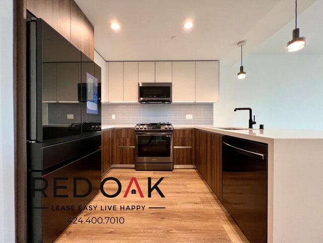 Photo - 5801 Camerford Ave Unidad PH5 Rental