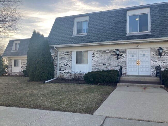 Photo - 112 S Wisconsin St Unidad 204