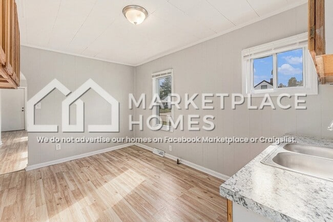 Photo - 11003 Hupp Ave