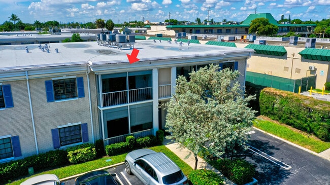 Building Photo - 170 Cypress Club Dr Unit 734 Rental