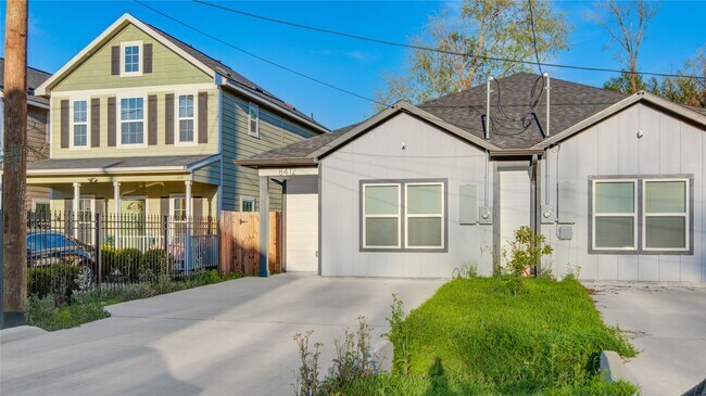 Building Photo - 8412 Sunnyhill St