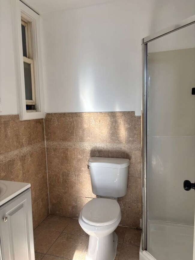 Photo - 702-704 S 19 St. Unidad 2R