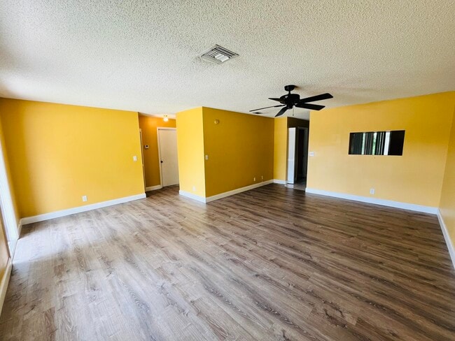 Photo - 5855 Timber Valley Dr