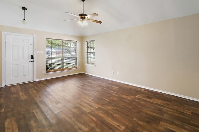 Photo - 16210 Coral Bay St