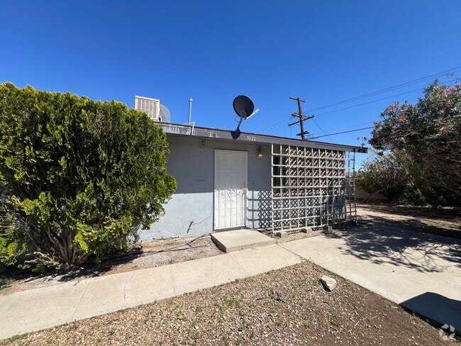 Building Photo - P369 Unit 1022 NAVAJO STREET Rental