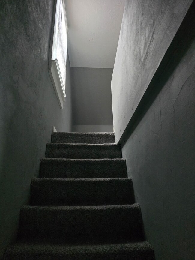 Photo - 204 Harrison St