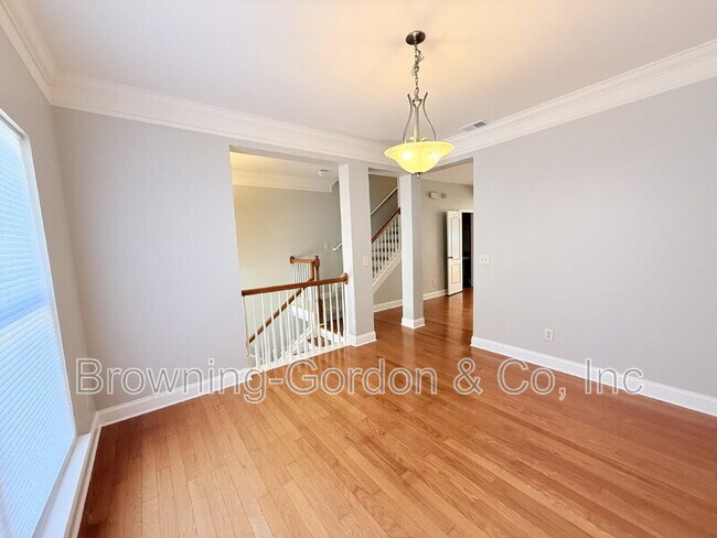 Photo - 1057 Woodbury Falls Dr