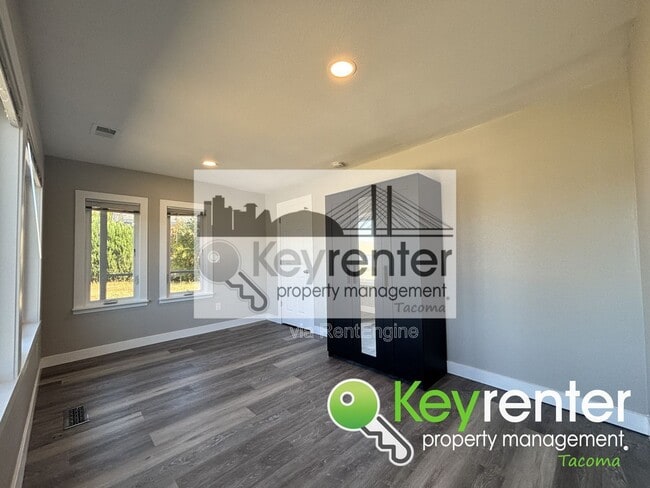 Photo - 1520 S 56th St