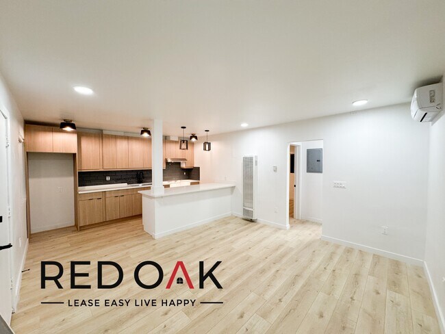 Photo - ~1 Month FREE~ Fantastic Studio with Inclu... Unit 16