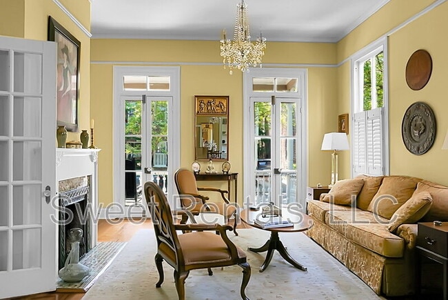 Photo - 6 Wentworth St