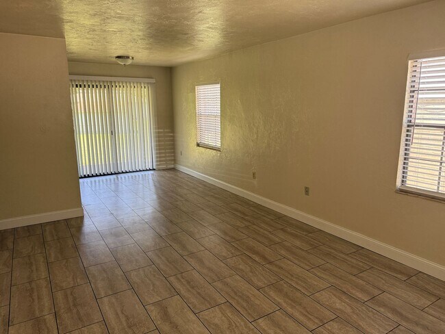 Photo - PORTLAND TOWNHOMES Unit 2622 D