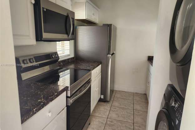 Photo - 9962 Twin Lakes Dr