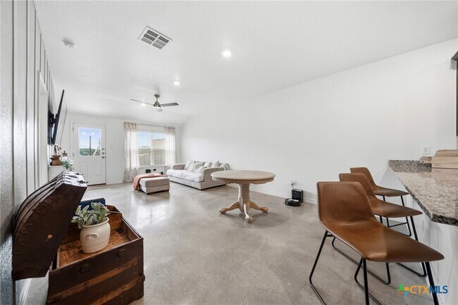 Photo - 1247 Concord Dr