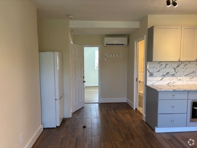 Building Photo - 2909 13th St NW Unit 301 Rental