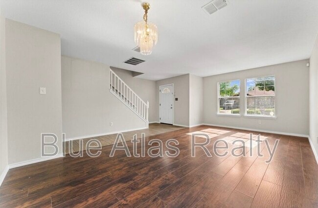 Photo - 1817 Cedarbriar Dr