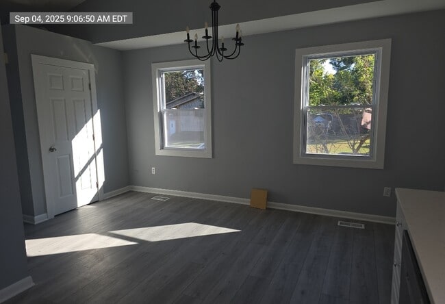 Photo - 7730 Meadow Rd