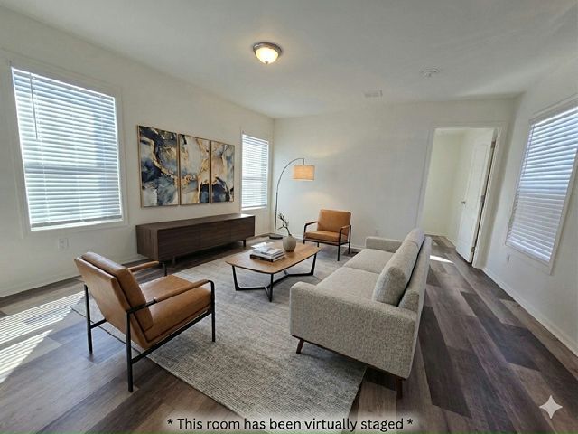 Photo - 2038 Palm St