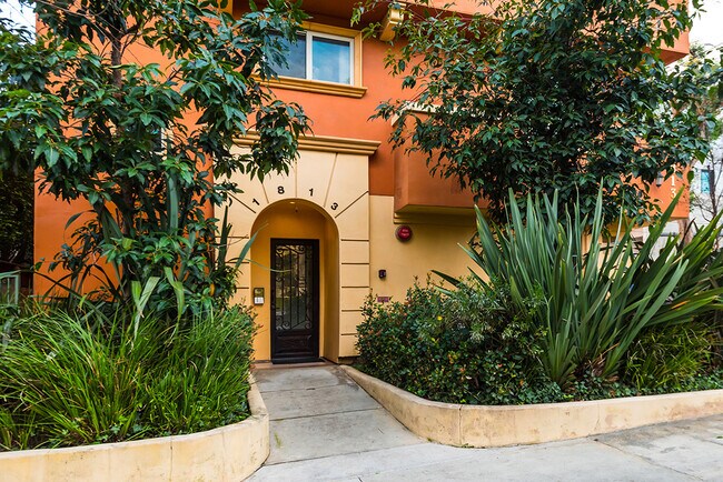 Photo - Thayer Unidad B