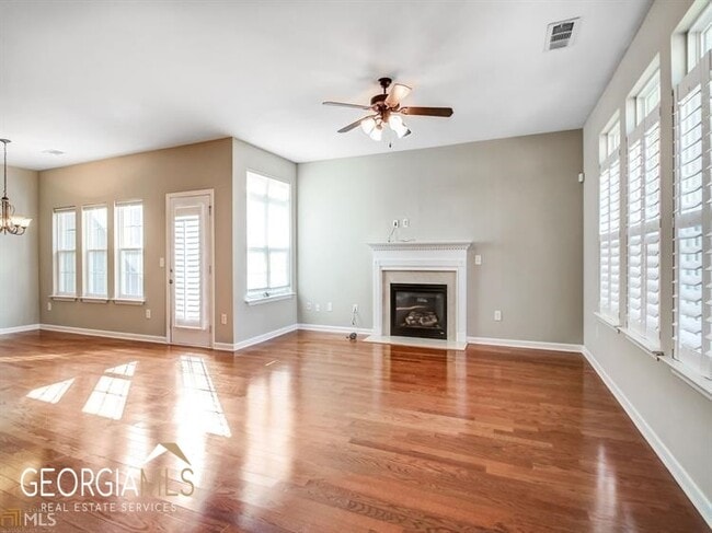 Photo - 54 Medallion Park