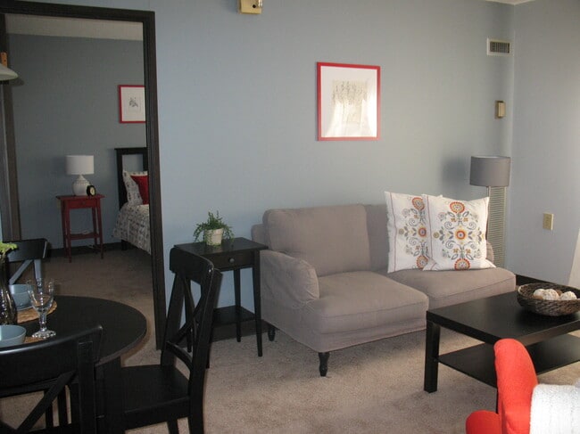 Photo - City View in the Square Co-op