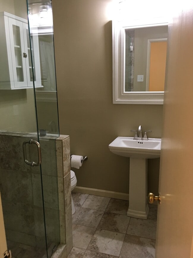 Updated Master Bathroom - 1640 Beckham Dr