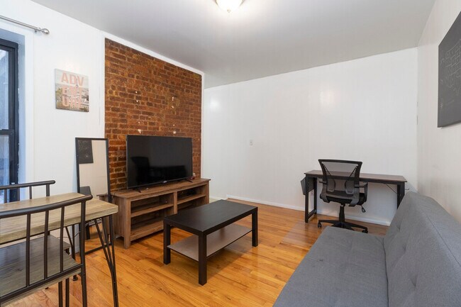 Photo - 215 B E 95th St Unit ID1032054P