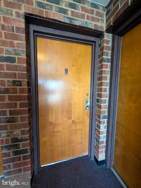 Photo - 6431 Richmond Hwy Unidad 303