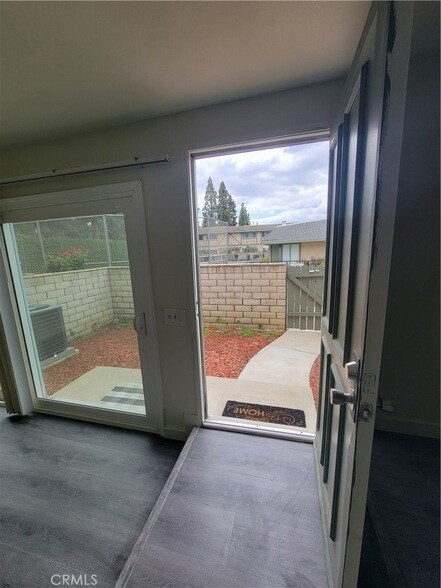 Photo - 1103 W Francis St