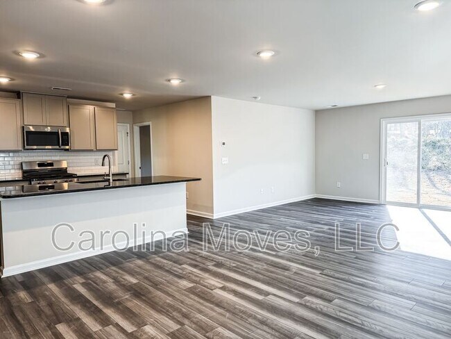 Photo - 109 Clairvale Ct