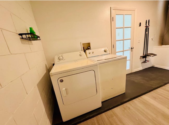 Photo - 536 Cheshire Way