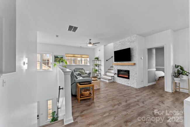 Photo - 18823 Cloverstone Cir