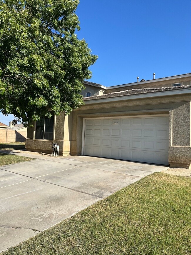 Building Photo - 2752 Allessandra Ct