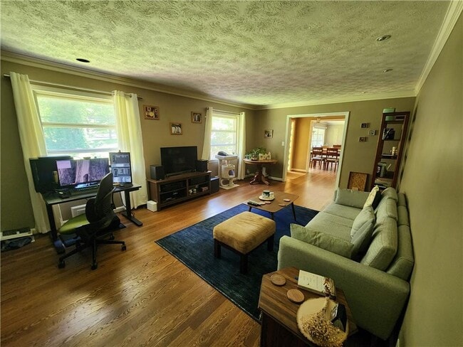 Photo - 2324 Clairmont Rd