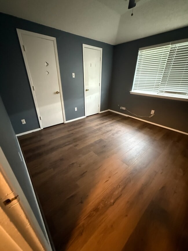 Photo - 7306 Amherst Dr House