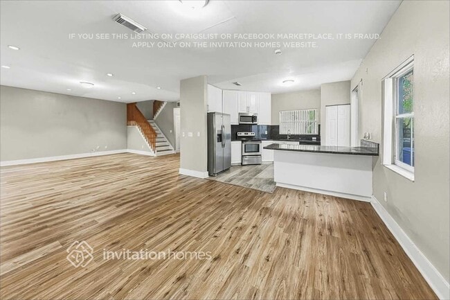 Photo - 260 NW 207th Way