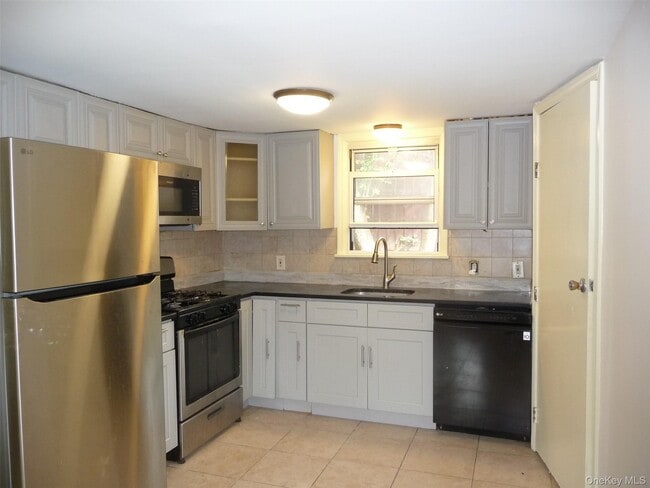 Photo - 67 Hulse Ave