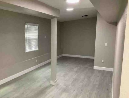 Photo - "Spacious 5-Bed Oasis with Granite Eleganc...