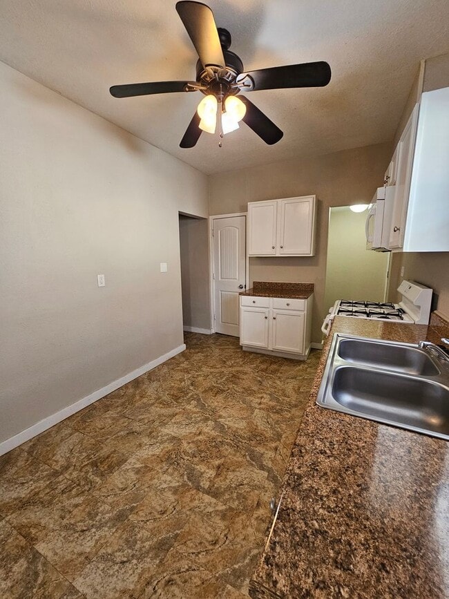 Photo - 208-210 13th Ave. Unidad 208 13th Avenue