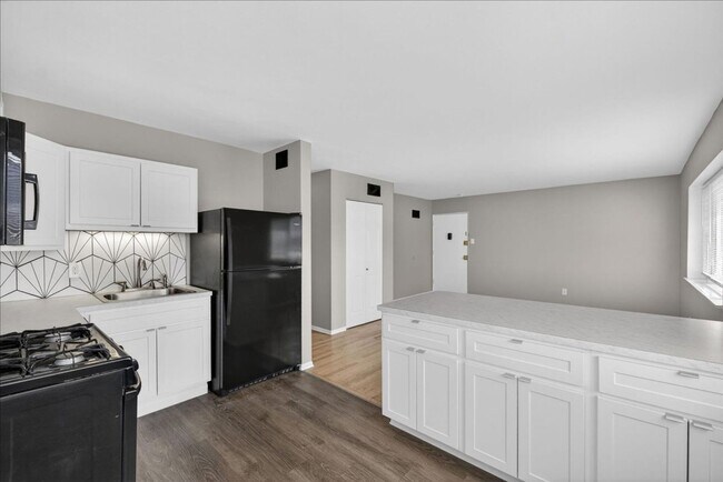 Photo - "Unit I" as in "I Can't Believe You-" Unidad 3530-I