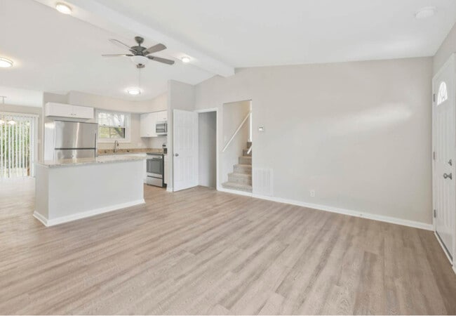 Photo - 6009 Lopez Ln