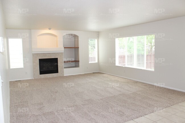 Photo - 1921 Fossil Creek Pkwy