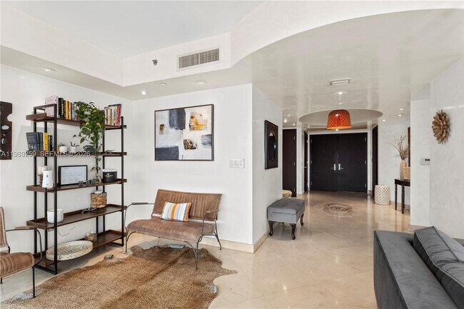 Photo - 18911 Collins Ave Unit 1405