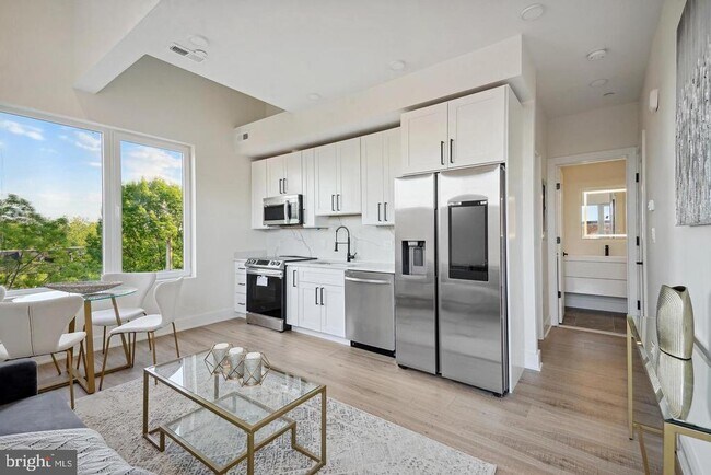 Photo - 1307 Longfellow St NW Unit 10