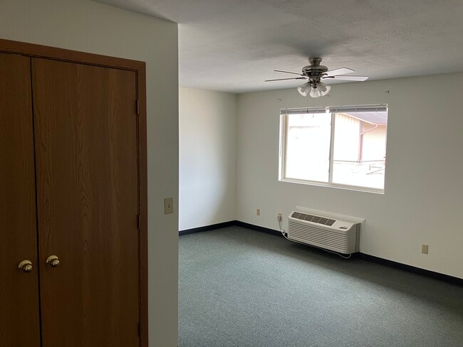 Photo - 15577 Ohio 691 Unidad 1